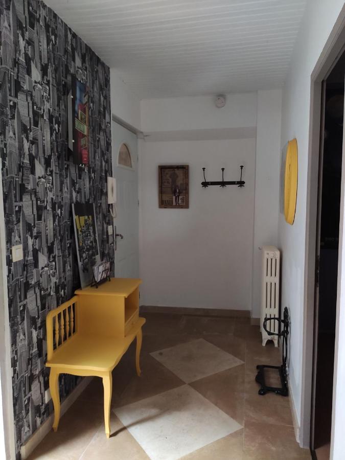 Apartamento Locn'Roll Semur-en-Auxois Exterior foto