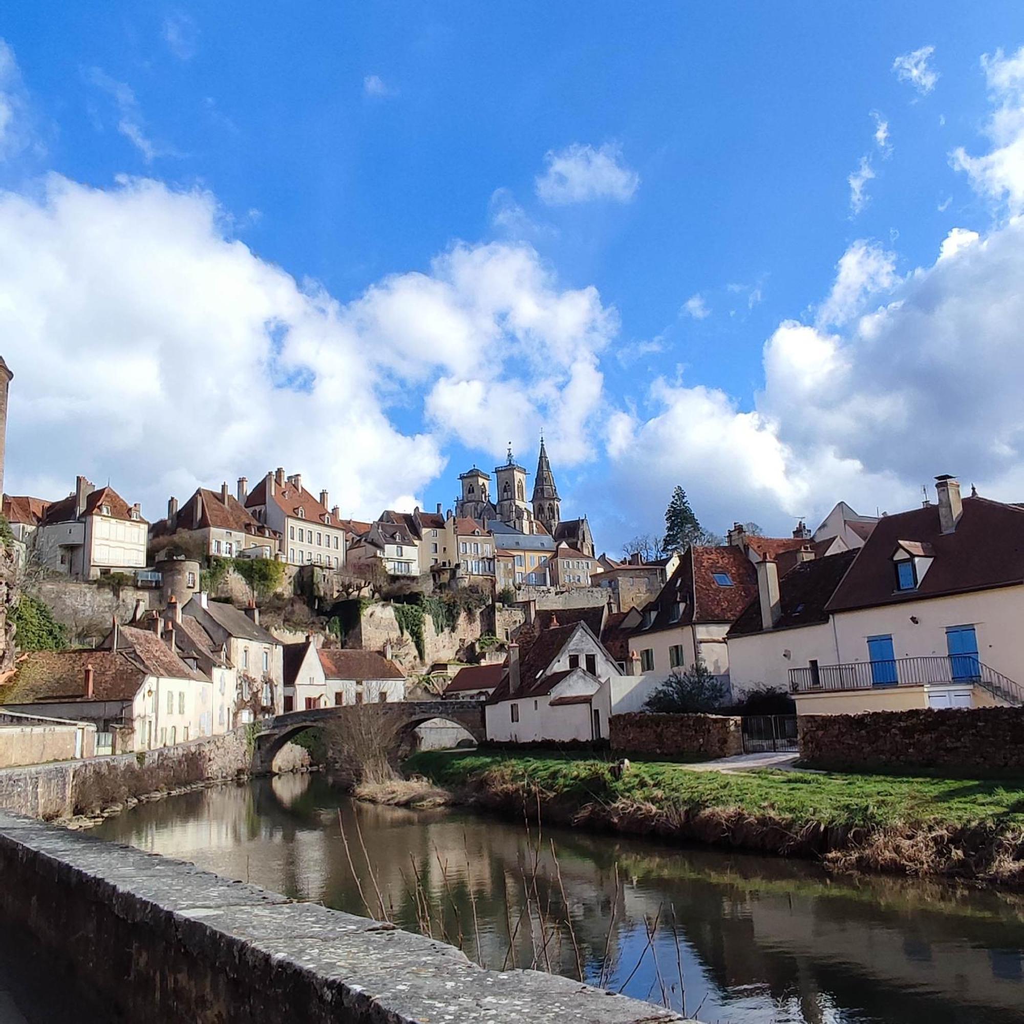 Apartamento Locn'Roll Semur-en-Auxois Exterior foto